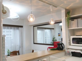 開口部を広げ美しい表情の明かりで心地よい空間に　新宿区Y様邸